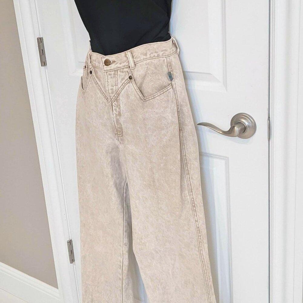 Vtg Rocky Mountain high waisted Jeans size 27 x 34L Tan bareback style